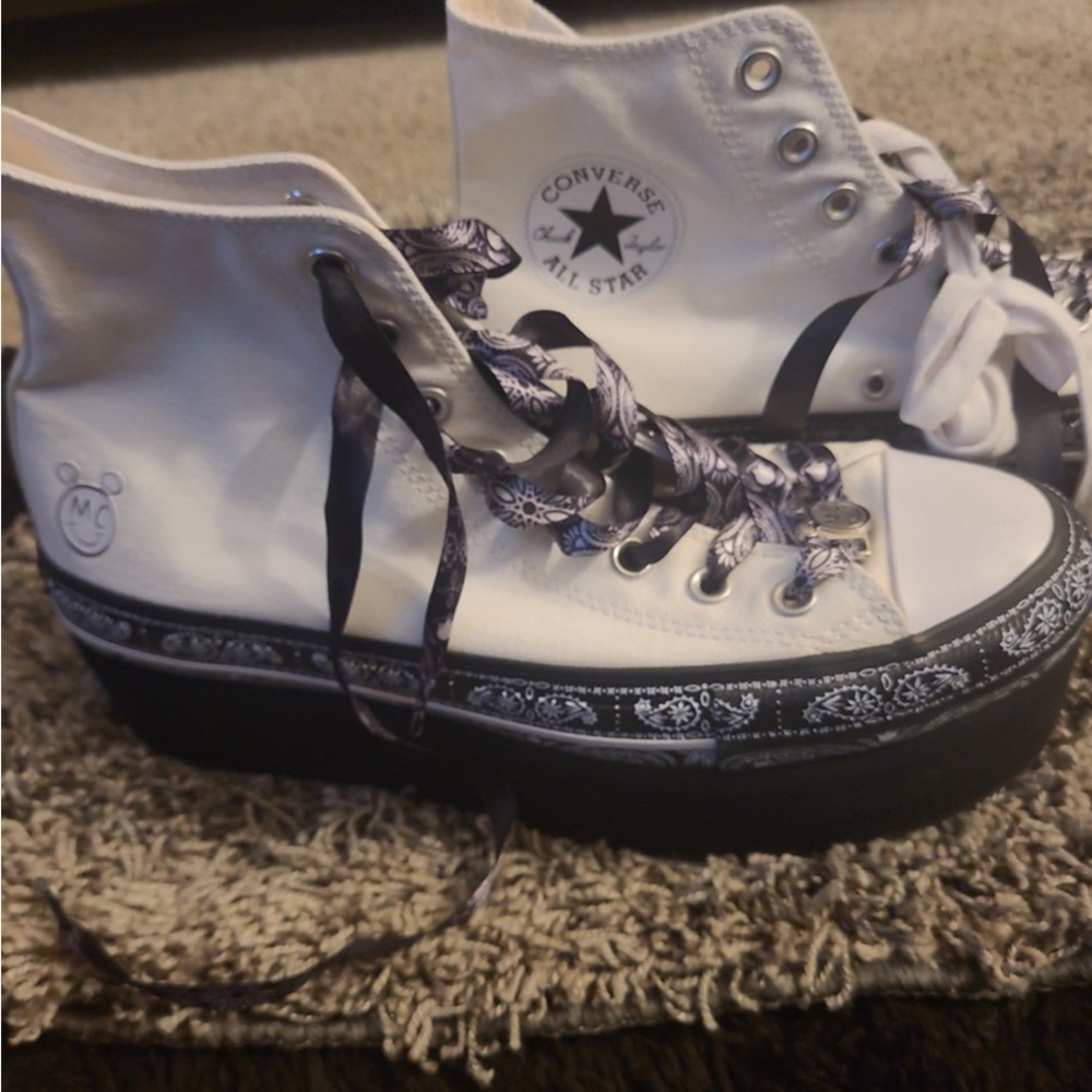 Vintage Miley Cyrus Converse Platforms View 2